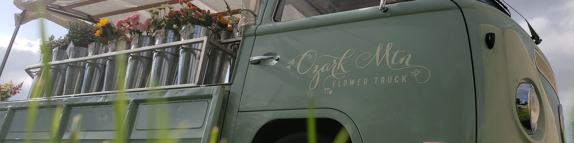 Spring is the perfect time to visit Springfield and create your own bouquet of fresh Ozark flowers.
#LifeAtExpedia
#OnTheRoad