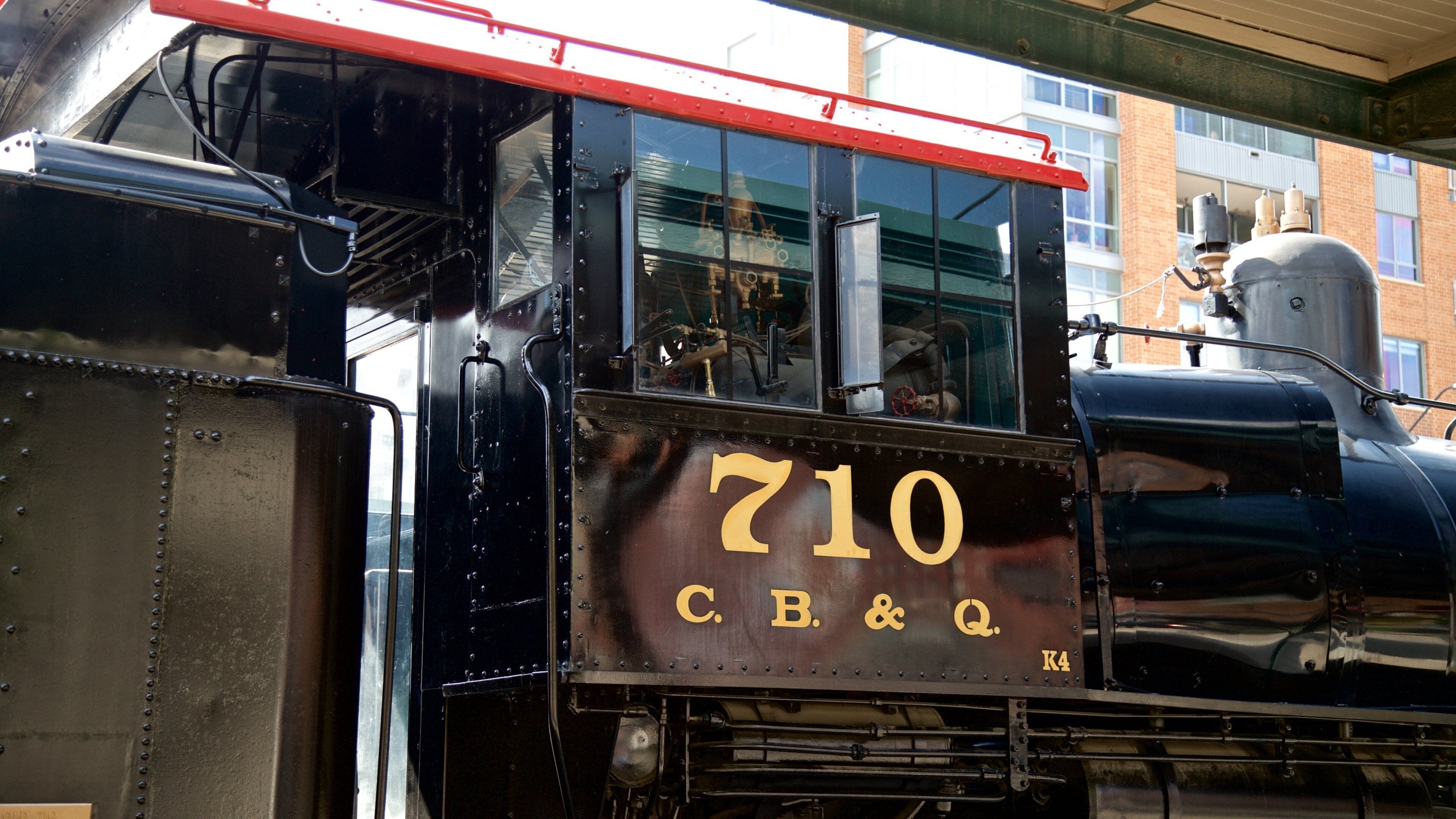 Lincoln featuring railway items