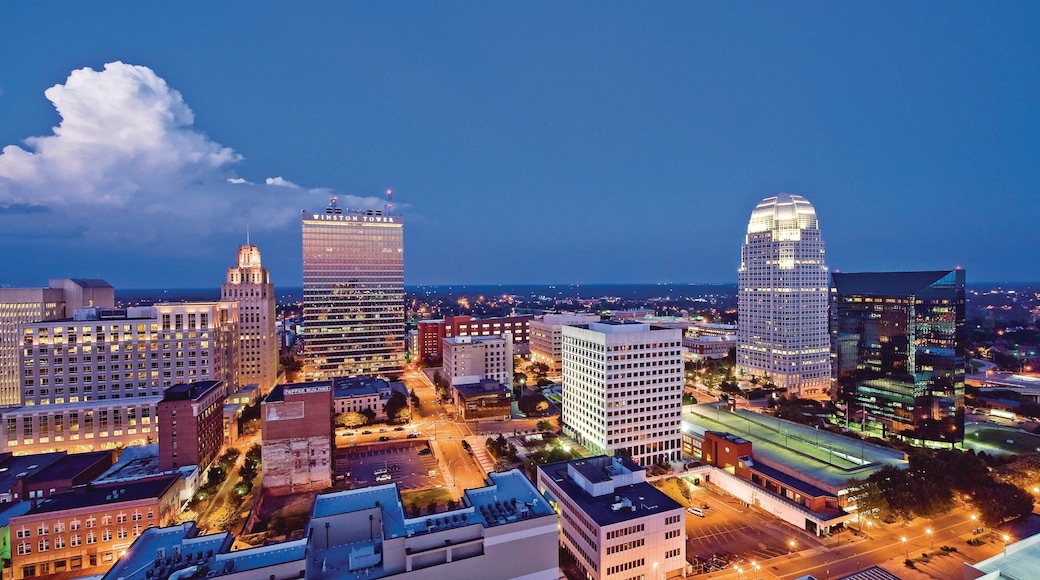 Winston – Salem das einen Stadt und bei Nacht