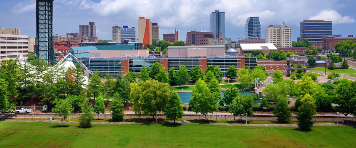 Skyline of downtown Knoxville, Tennessee, USA