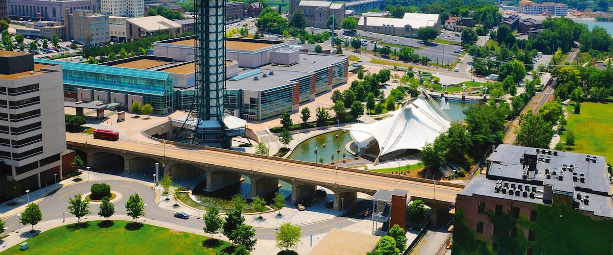 Knoxville Hotel Guide