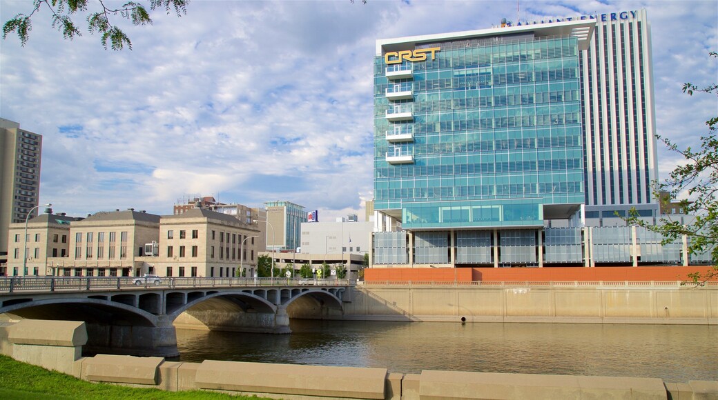 Cedar Rapids - Iowa City showing a bridge, a city and a river or creek