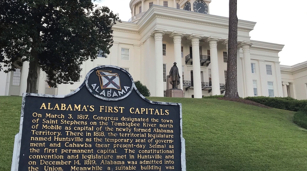 Capitol building in Montgomery, Alabama