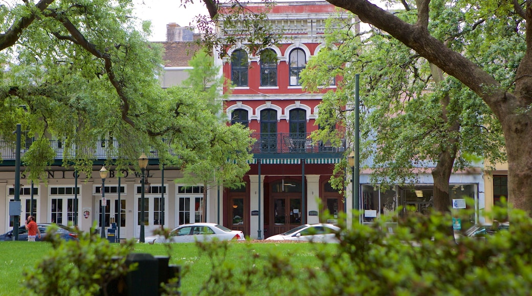 Mobile showing heritage architecture and a garden