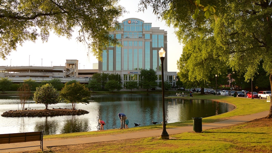 Huntsville showing a pond and a park