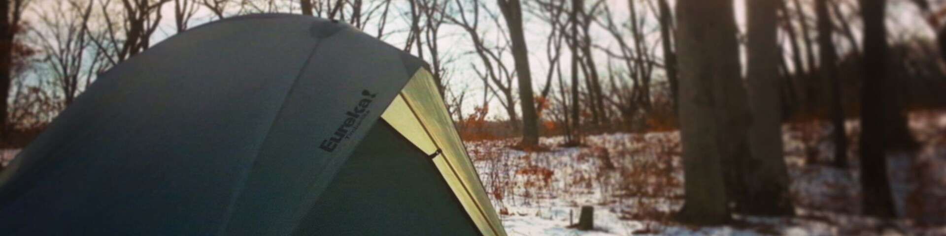 Classic old school scout camp offers year round camping in rustic cabins, Adirondack lean-to's, or tent camping. The trailhead for the 8+ mile long Illinois Riverbluff Trail is within the park- plan accordingly for a beautiful hike.
http://www.peoriaparks.org/camp-wokanda/