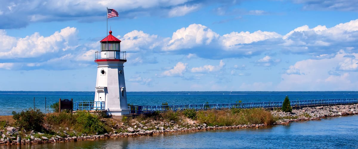 Cheboygan Crib Light