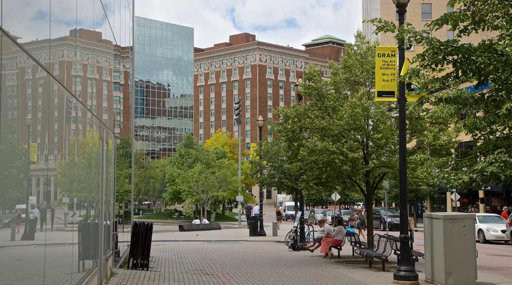 Grand Rapids showing a city