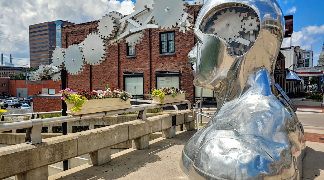 "Portrait of a Dreamer," a sculpture by Ivan Iler.