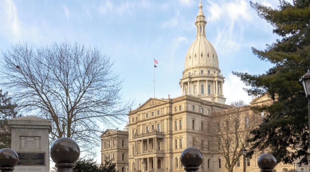 Took the fam to a hockey tournament in Lansing and used the opportunity to visit the Michigan State Capitol building. Tour was free, docent was awesome, and the building is spectacularly kept circa 1840s. Take your kids!!