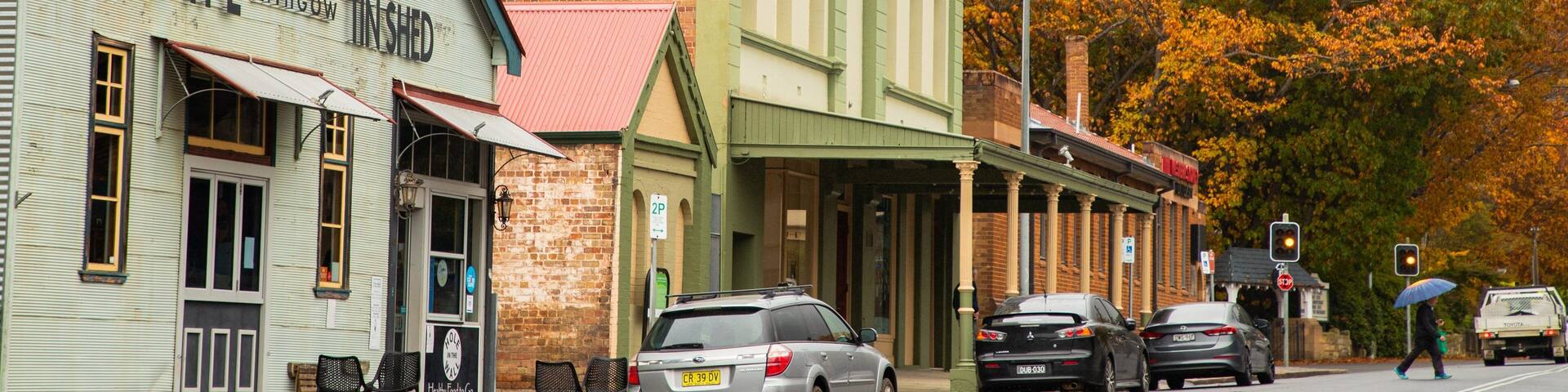 Lithgow featuring a small town or village