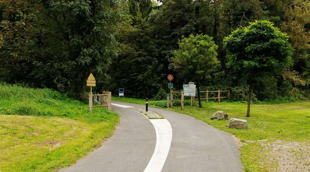 This file was uploaded with Commonist. La liaison cyclable FrancoVéloSuisse à Danjoutin.