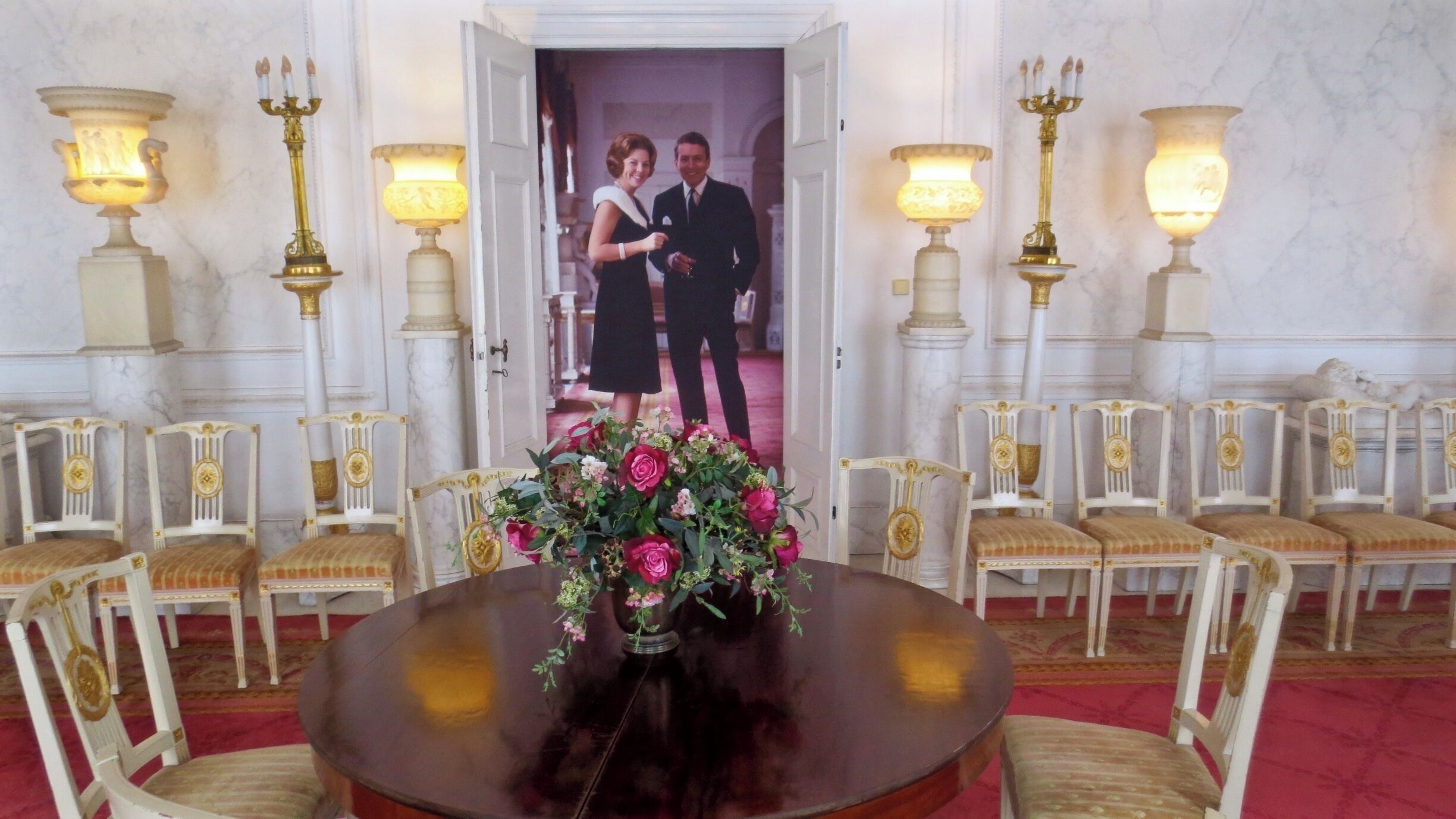 Baarn, Paleis Soestdijk, Portret Beatrix en Claus

#architecture