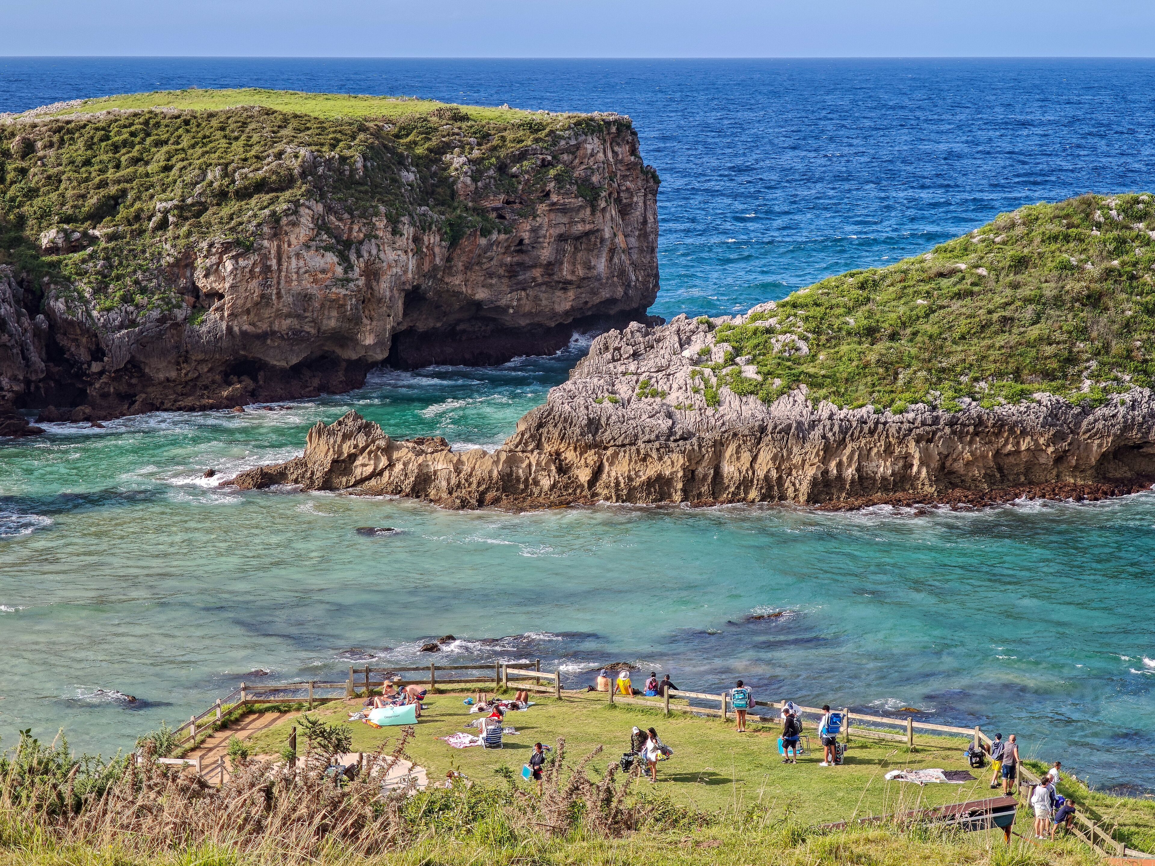 Llanes
