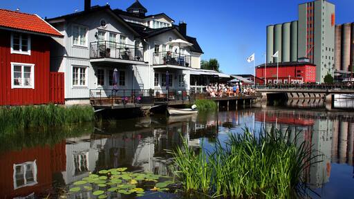 Norrtälje ån i Norrtälje vid Åtellet Hotell.