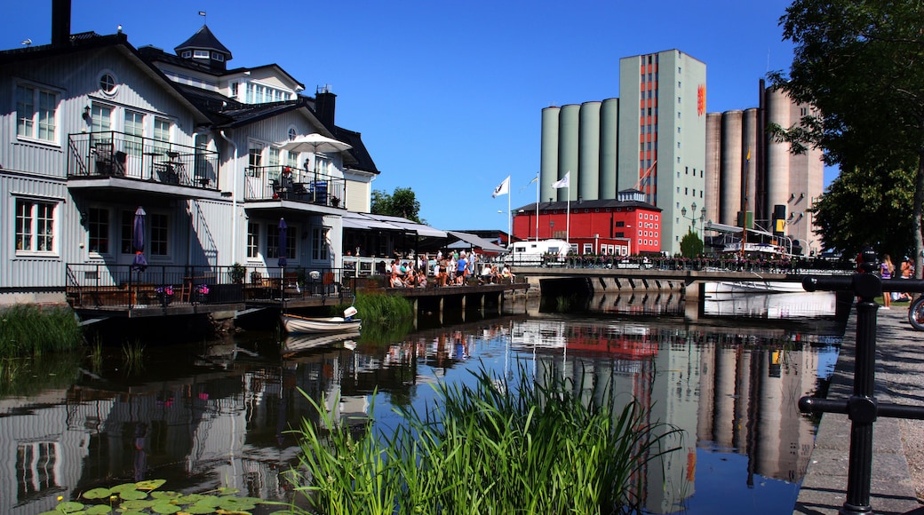 Norrtälje ån i Norrtälje vid Åtellet Hotell