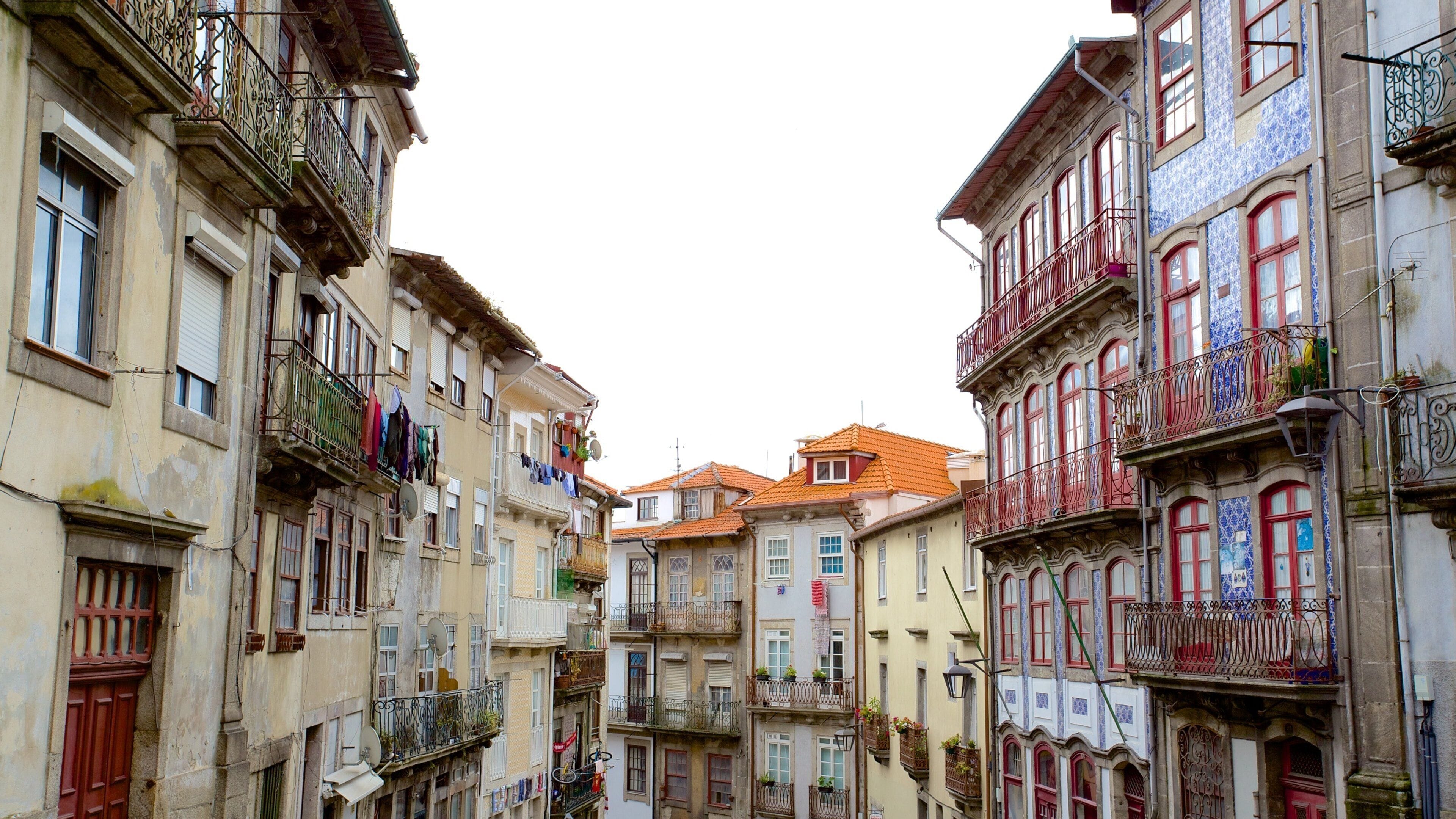 Porto mettant en vedette scènes de rue et ville