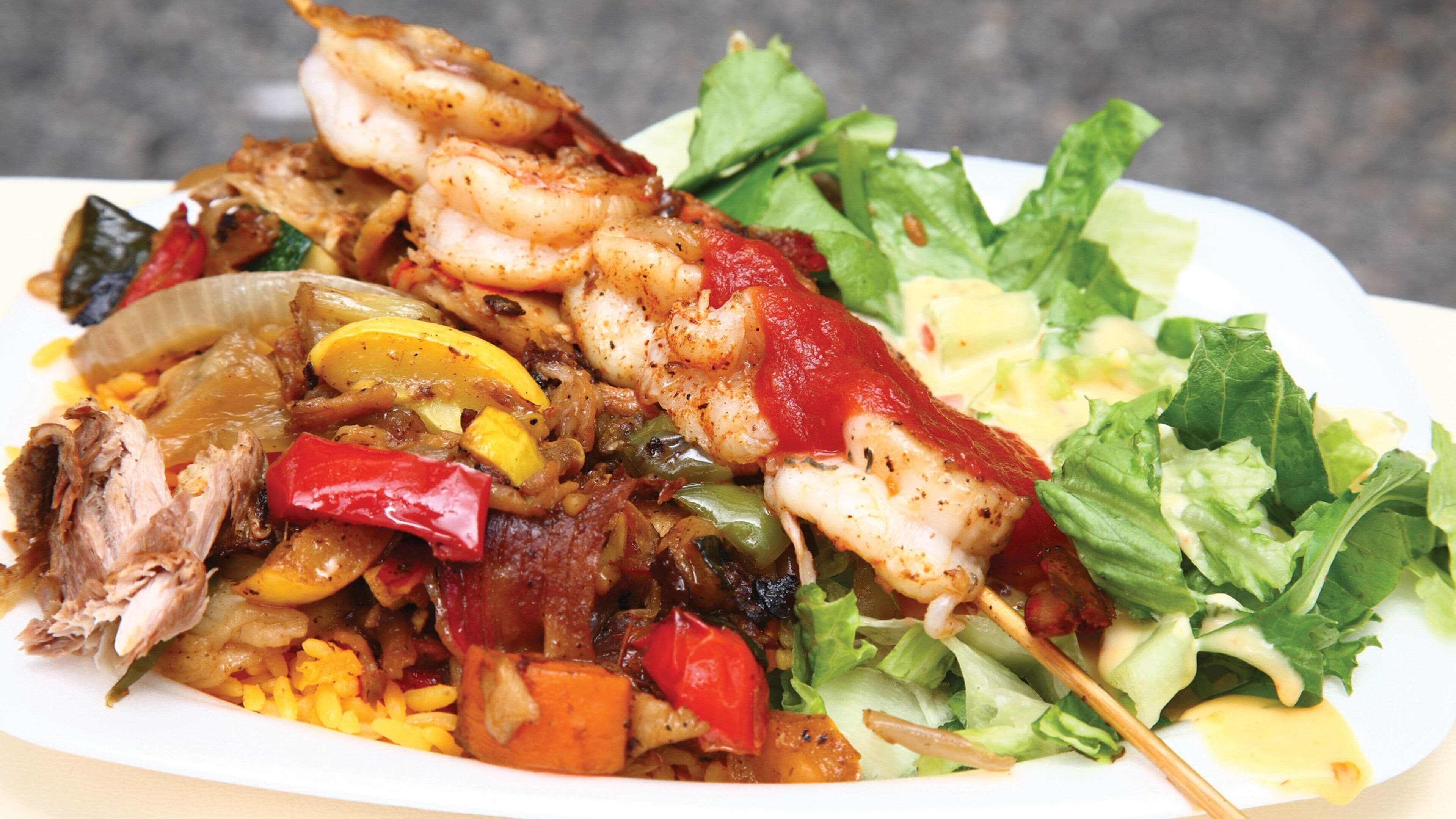 Gulf Shores showing food