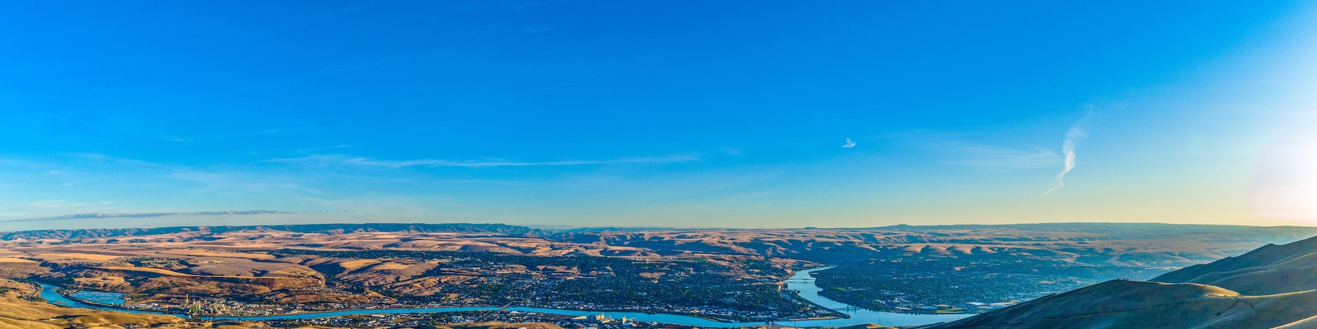 Two Rivers, Two States