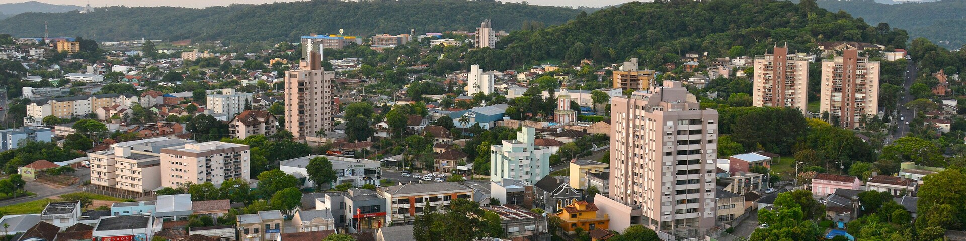 Novo Hamburgo, Rio Grande do Sul, Brazil: 21 .11 .2019: view of the city Novo Hamburgo from totel swan
