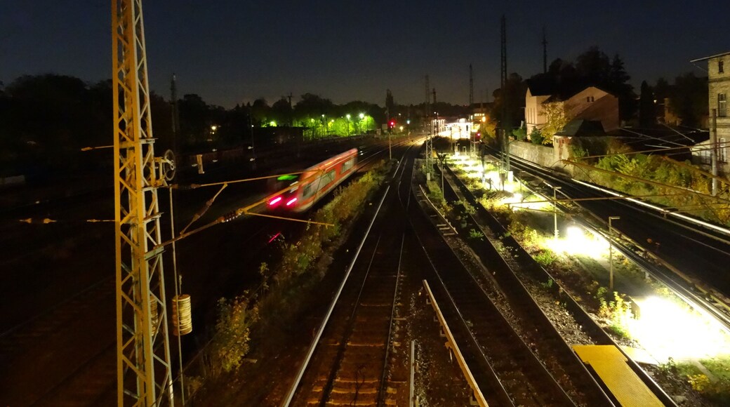 S-Bahn-Linien S1 und S8 und Regionalbahn RB20