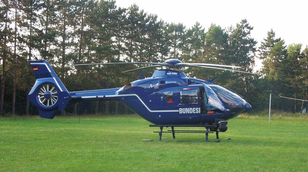 Eurocopter EC 135 der Bundespolizei am 11.07.2014 bei einer Großübung von Feuerwehr, THW, Katastrophenschutz, Bundespolizei und Thüringer Polizei am Bahnhof Sondershausen.