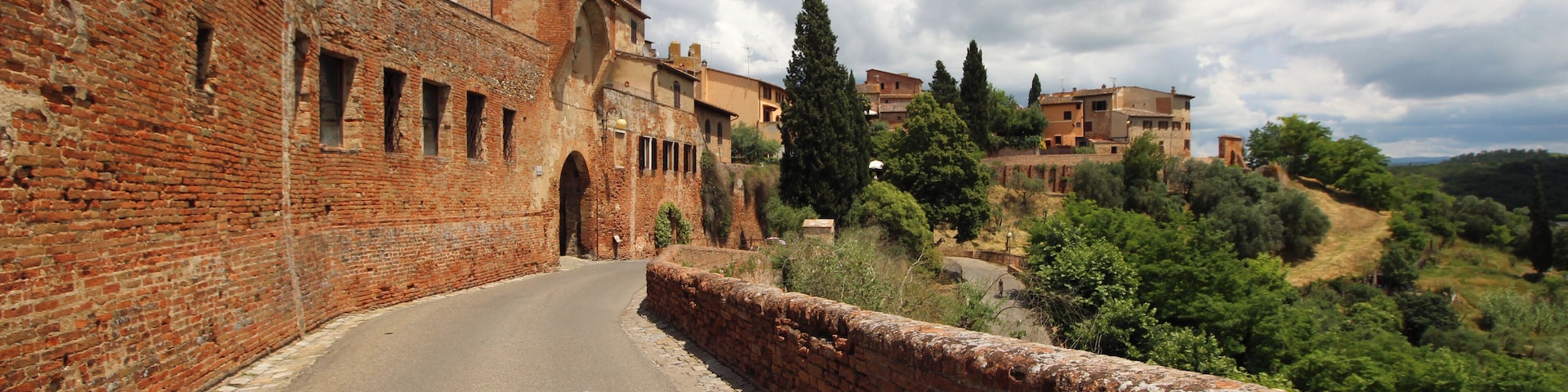 City gate Porta al Sole, Certaldo alto, Certaldo, Comune in the Metropolitan City of Florence, Tuscany, Italy