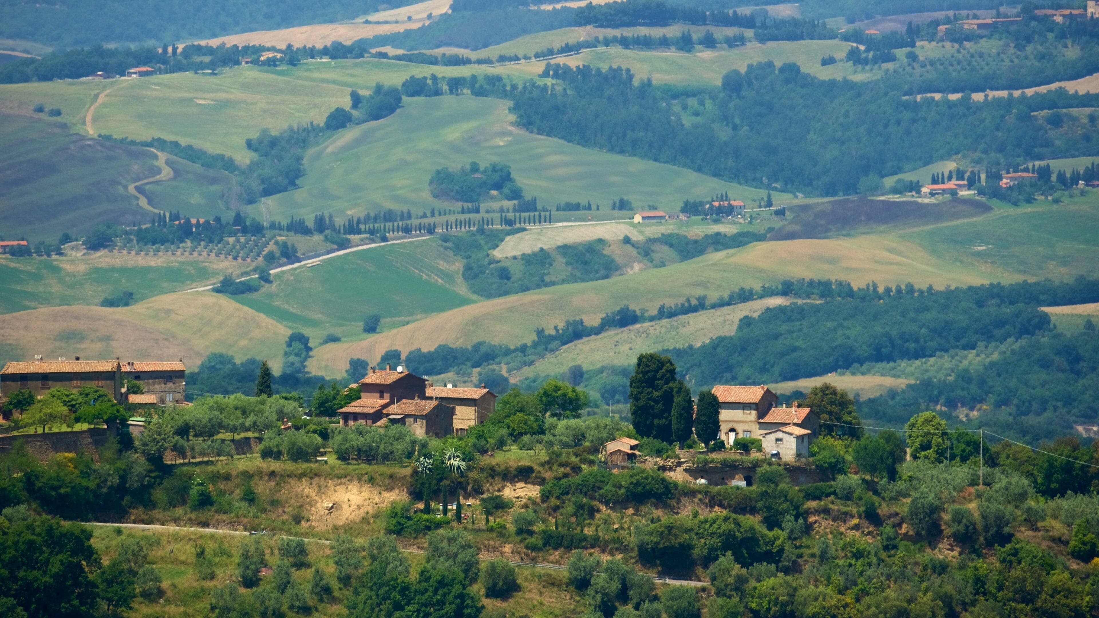 Volterra showing landscape views