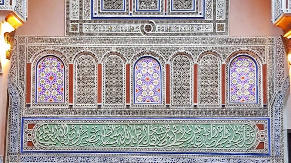 Yup. I could live in this traditional Moroccan guesthouse. This is one of the several common areas that left me in awe.
It's like staying in a palace, complete with courtyards, a rooftop overlooking the entire city, incredible staff, the best food we've had in the country and even a swimming pool.
#awesome #meknes #morocco #riad #placestostay