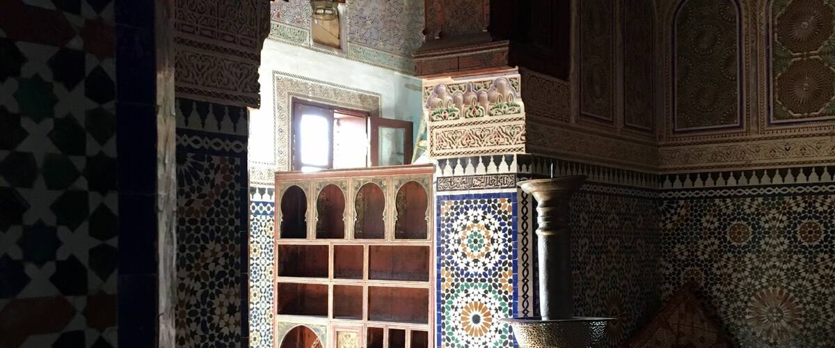 Interior of the bedroom and salon of this historical palace in Meknes. Such intricate work! This building served as a palace, hospital and later as an artists' studio before becoming a museum.