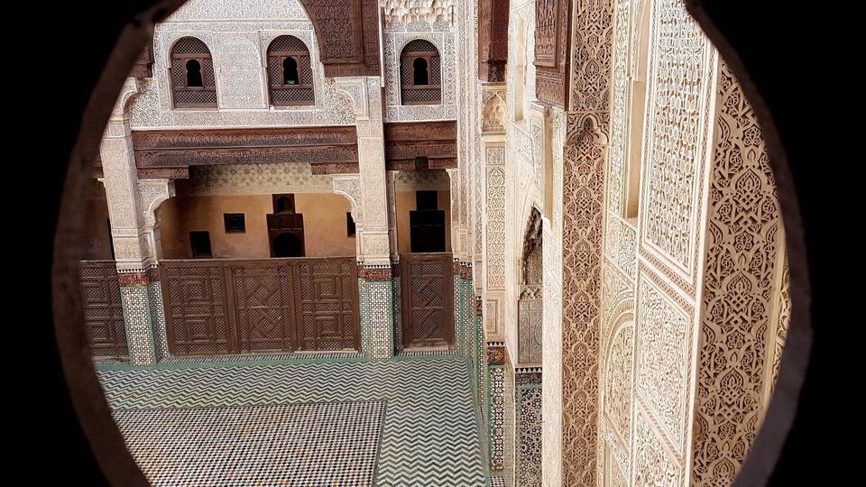 An old madrasa in the center of the medina, with a courtyard full of detailed carvings, beautiful mosaics and great views from the rooftop.
#meknes #morocco
