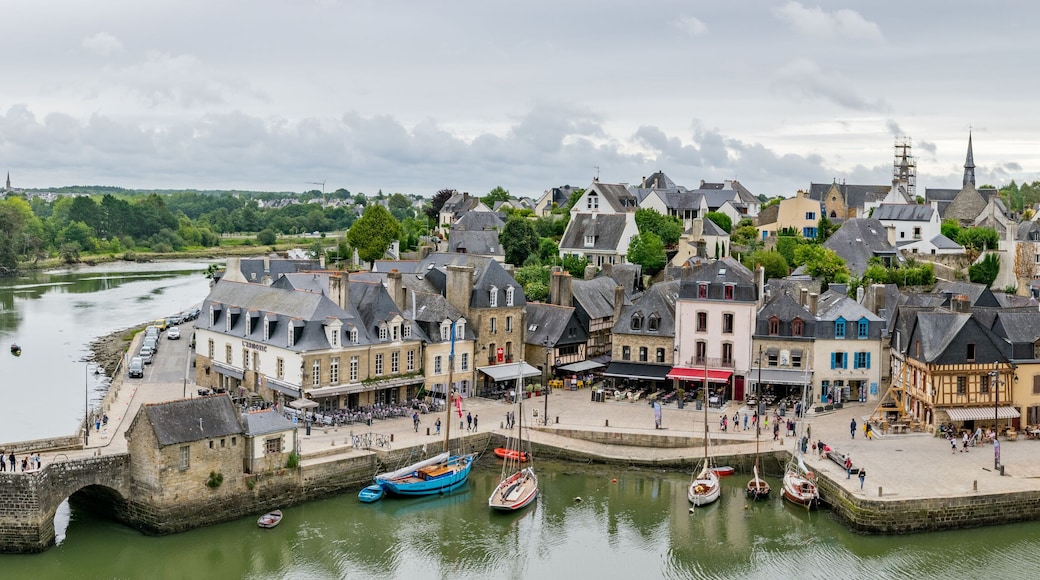 Auray