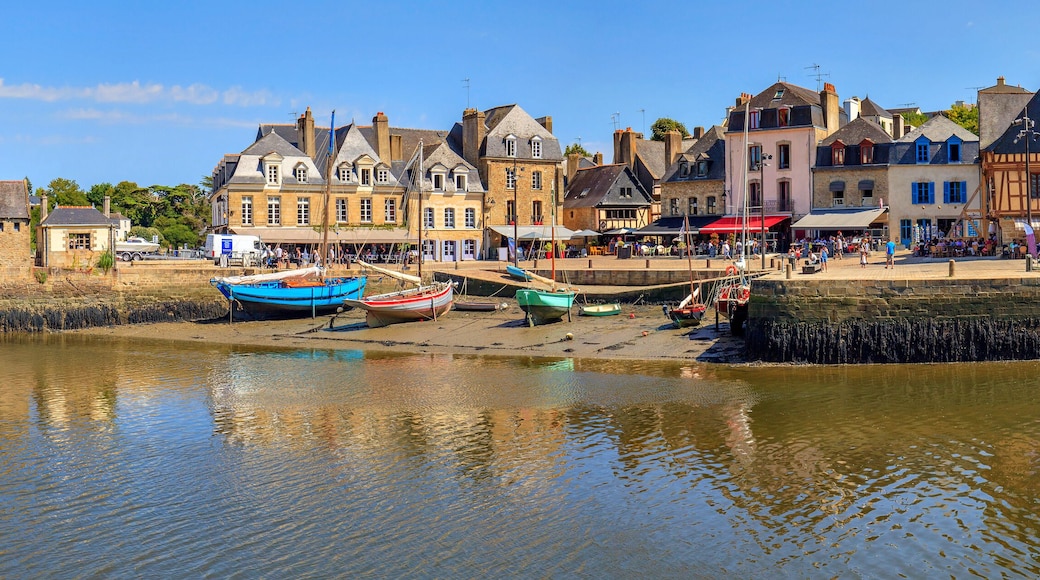 Auray