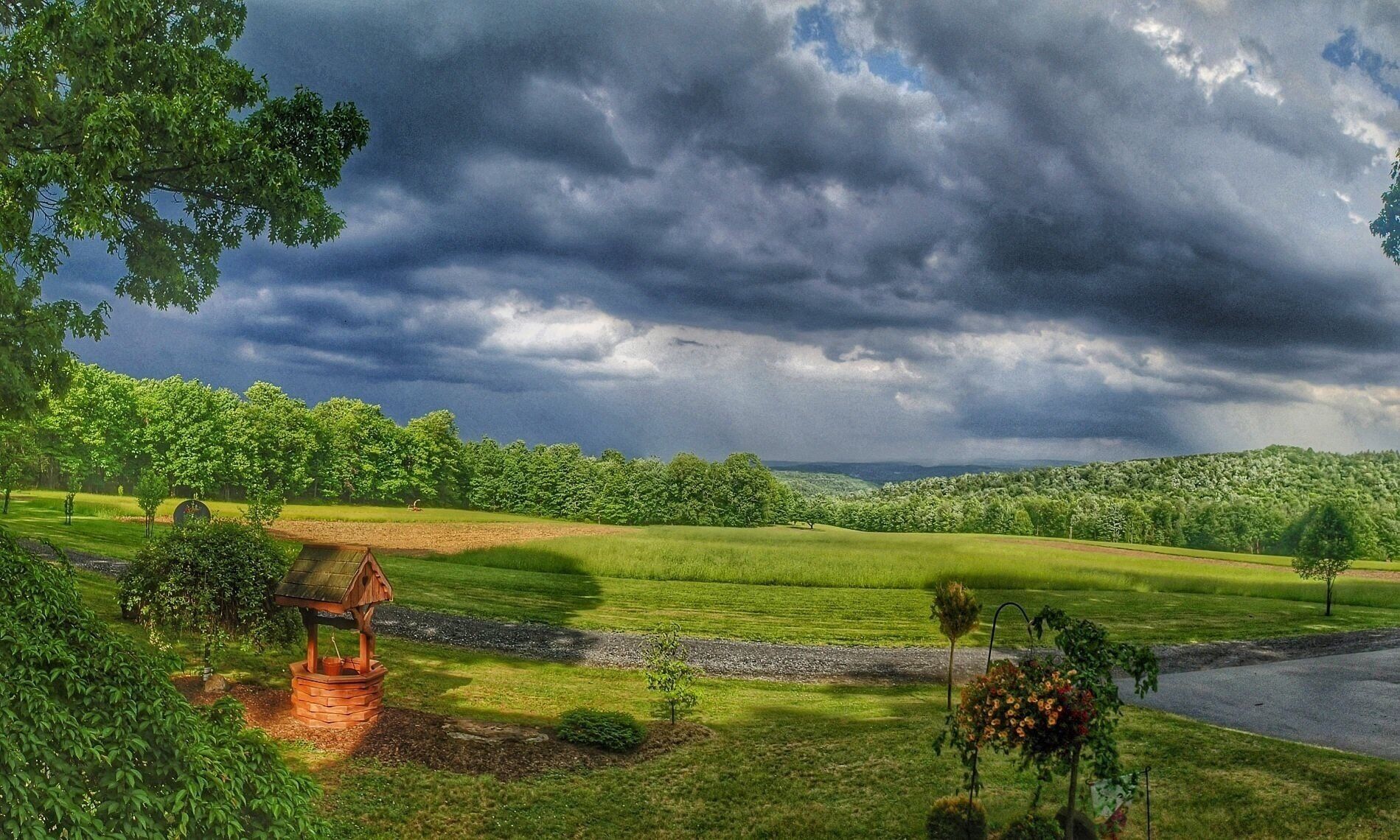 Another front porch view