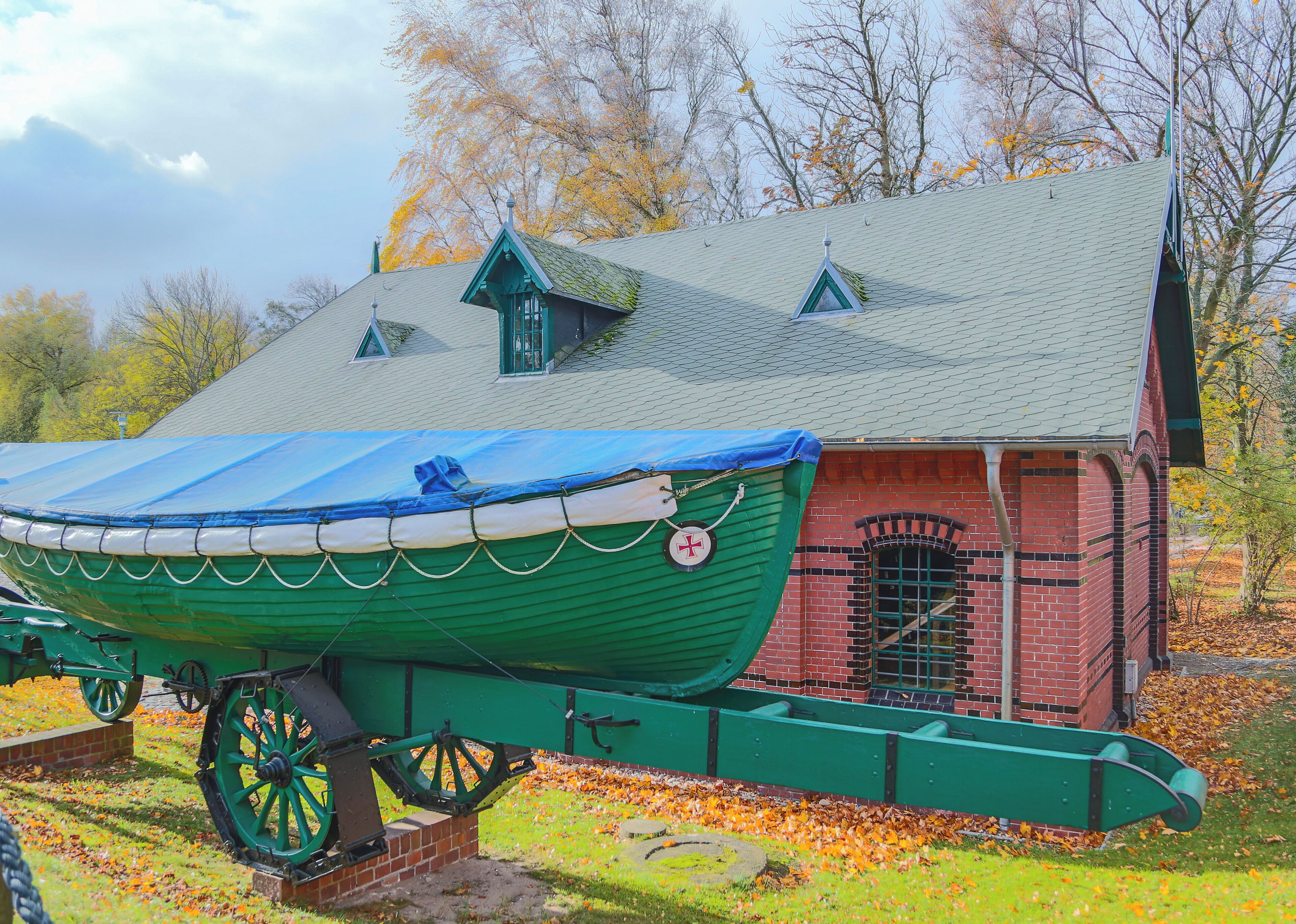 This is a photo of the architectural monument in Vorpommern-Rügen identified by the ID