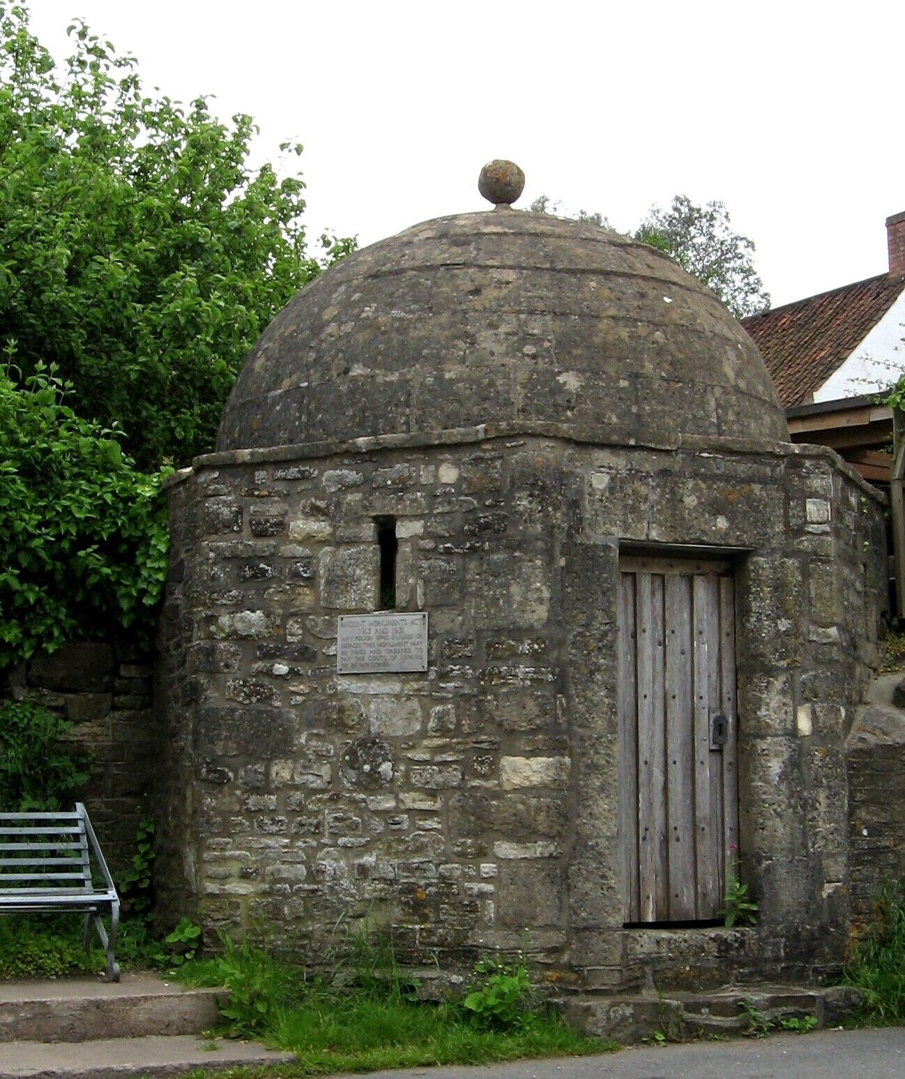 Parish lock-up, Publow Lane, Pensford, Somerset, seen from the northwest