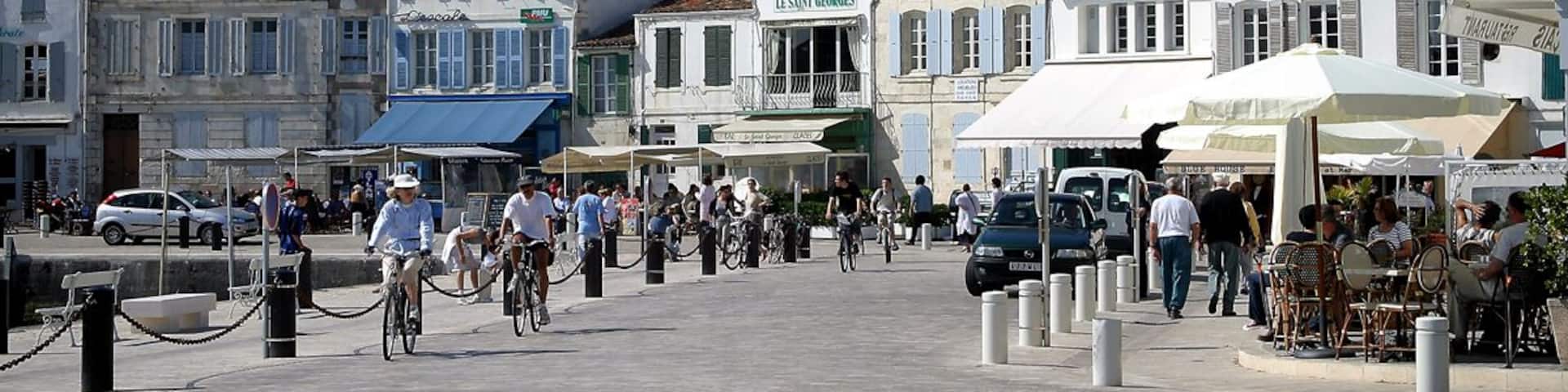 A stroll round the picturesque French seaside resort of La Flotte, located on the Île de Ré, which is connected to the mainland by toll bridge.