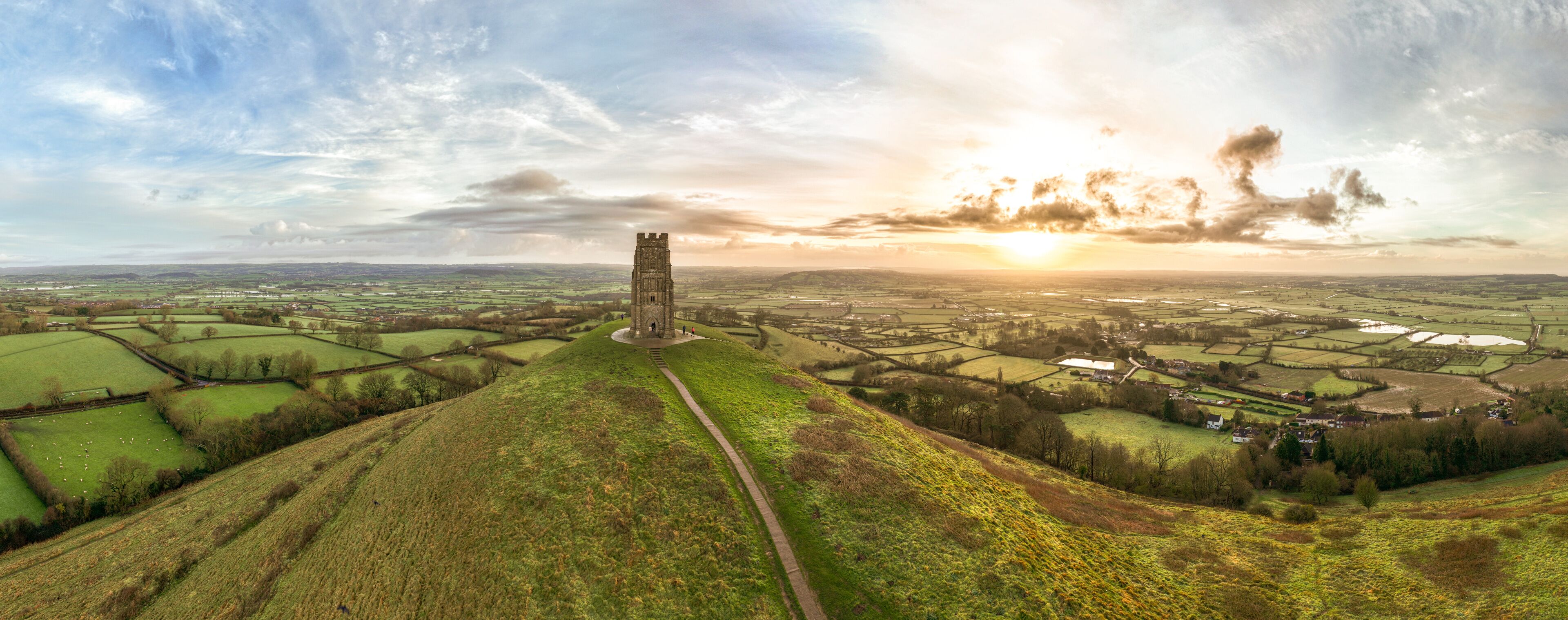 Glastonbury Tor
County of Somerset, UK
