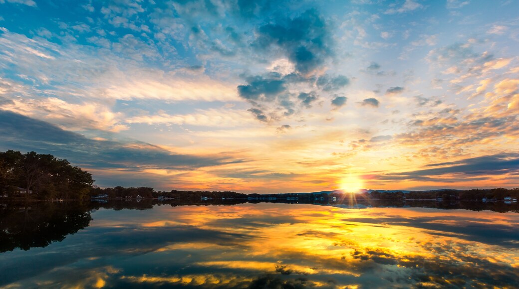 Dramatic sunset over Parsippany Lake in New Jersey