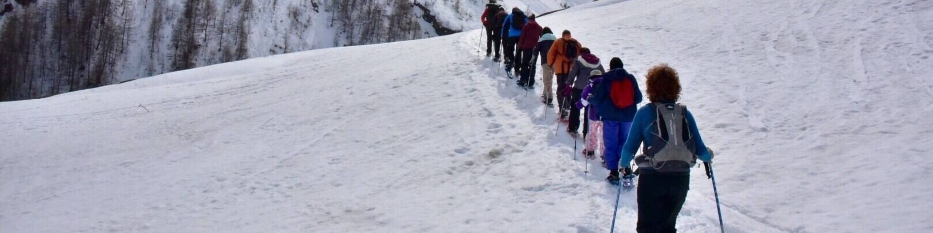 Snowshoe hike in Valloire with ESF ( école de ski française)