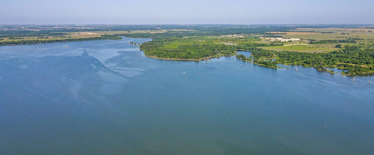 Beautiful aerial view of nature on the shore of Lake Waco in Texas