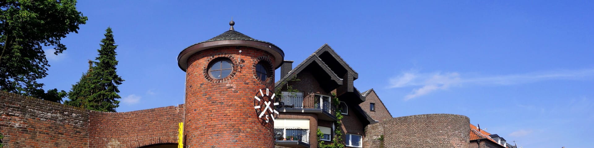 REES am Niederrhein - Stadtpanorama