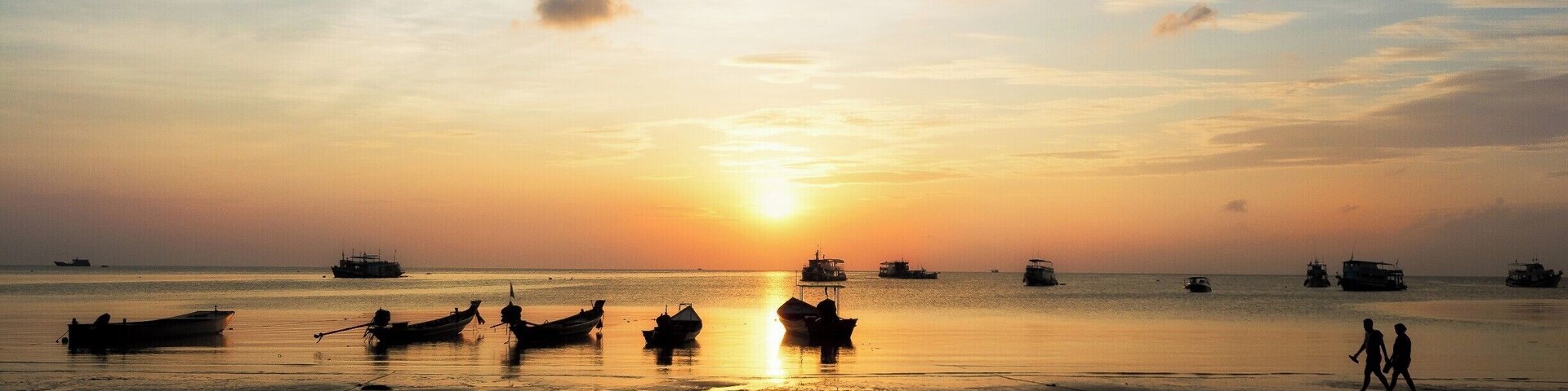 I absolutely love Koh Toa.
Beautiful little island, fantastic place to go scuba diving, and of course for lovely beach walks, with an astonishing sunset ;).
#BeachBound