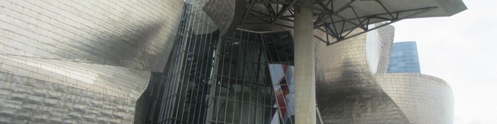 Oh yes, another view of the Guggenheim of Spain! I wonder how many views are on Trover. #guggenheim #Architecture