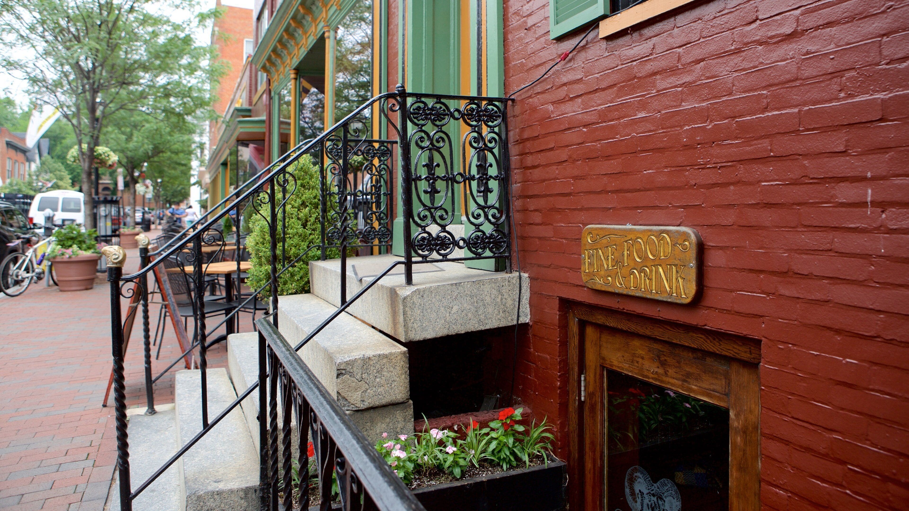 Annapolis featuring dining out, signage and cafe scenes