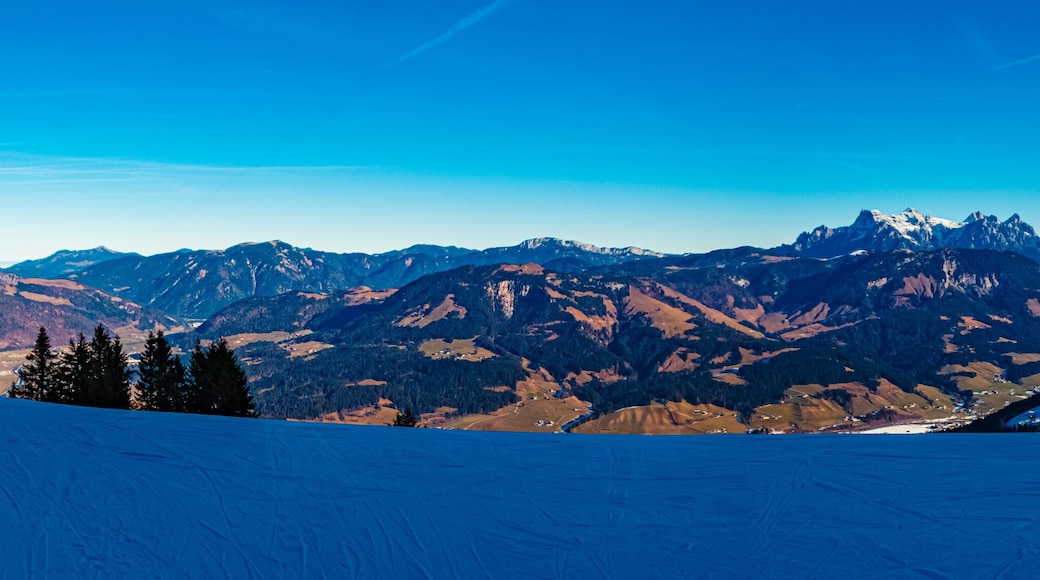 High resolution stitched alpine winter panorama at Mount Harschbichl, Sankt Johann in Tirol, Kitzbuehel, Tyrol, Austria