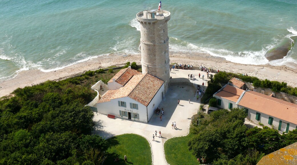 Ile de Re - The west Point of the Island; Shutterstock ID 35192341; purchase_order: SP-1332 HA Batch 2 August 2018; Order: ; client: HomeAway; other: To be paid with HA budget