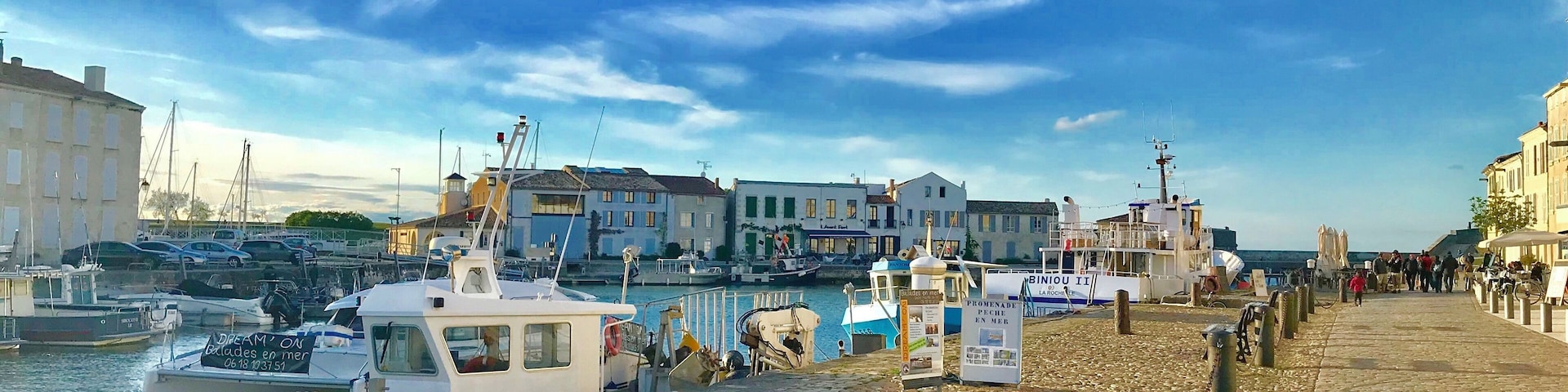 Lovely St Martin de Re on the island Ile de Re in France 🇫🇷 We spent three days exploring this magical little island. France’s hidden gem 💎
#Trovember #France #IledeRe