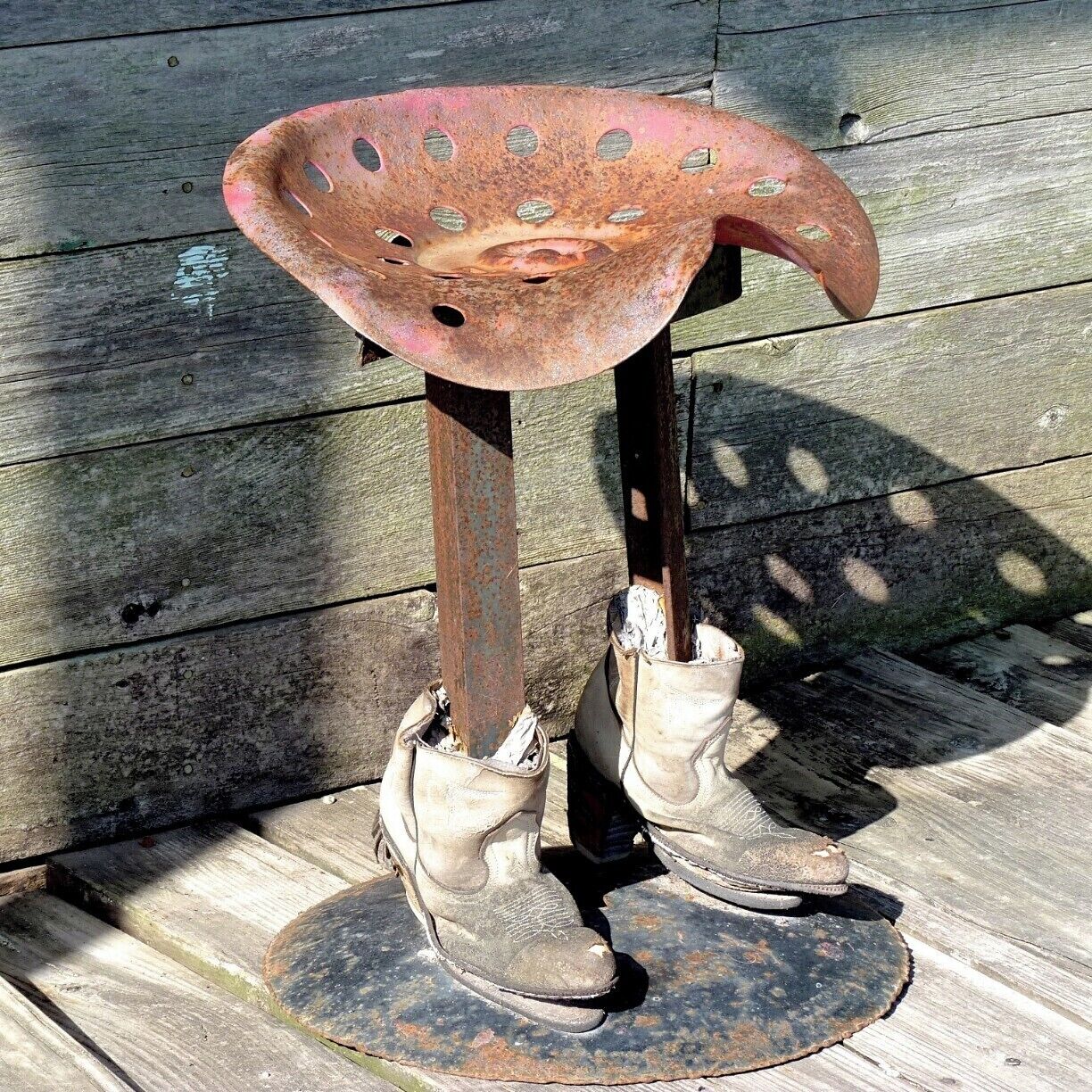 Quirking it up in Austin, TX! 

Adorable Ghosttown/ Bar just outside of Austin. Cute for kids during the day, awesome for adults weekend nights!