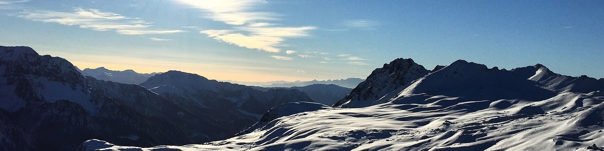 Il passo San Pellegrino (pas de Sén Pelegrin in ladino e Sankt-Pelegrin-Pass in tedesco) è un valico alpino delle Dolomiti posto a quota 1.918 m s.l.m.